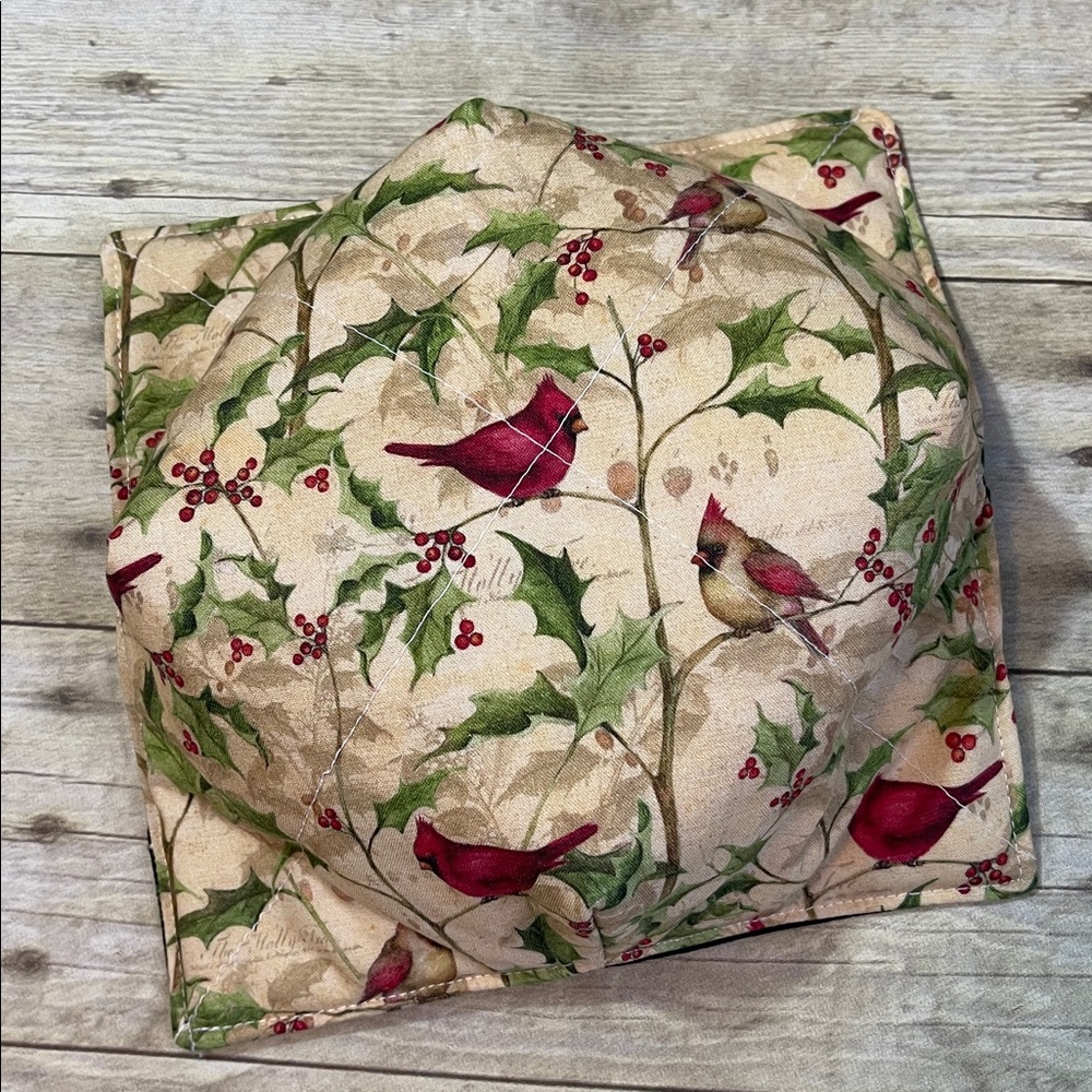 Microwave Bowl Cozy Cardinals & Holly Reversible